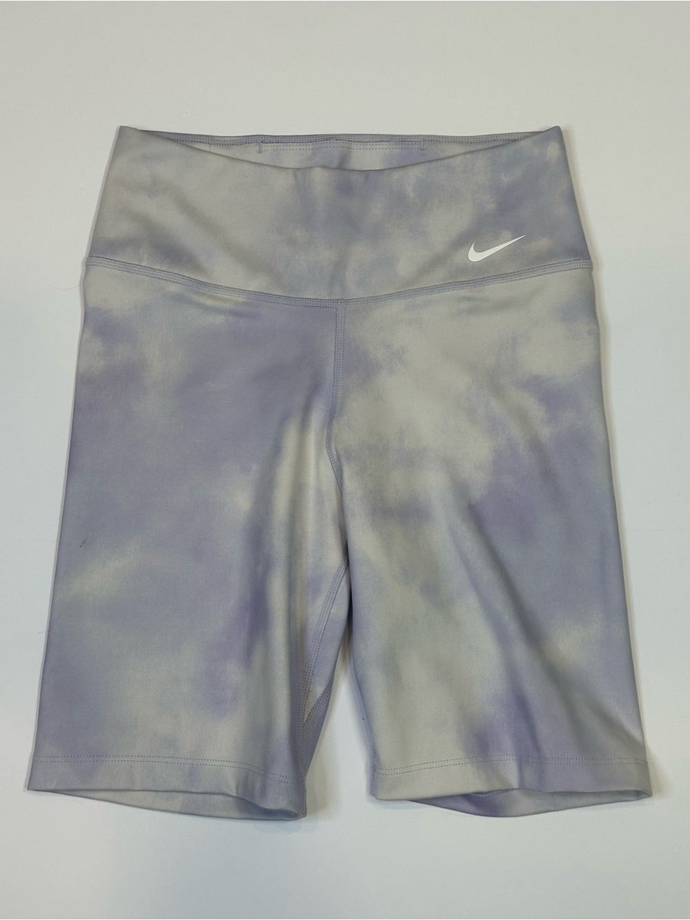 Nike Women's Active One Icon Clash Bike Shorts | White & Lavender Tie Dye | XS